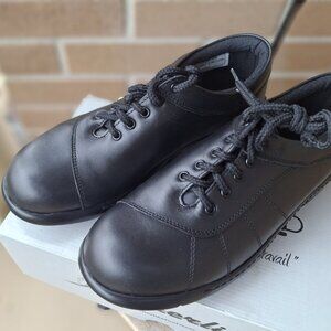 Safety Shoes Featherlike "Elaine" Black Leather - Size 7.5E